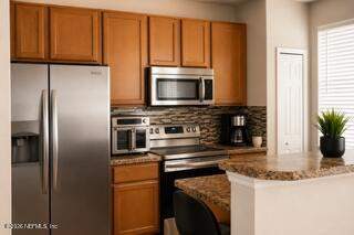 3 bedroom Townhouse at 3625 Creswick Circle #B, Briar Oaks Townhomes, Orange Park — photo 4