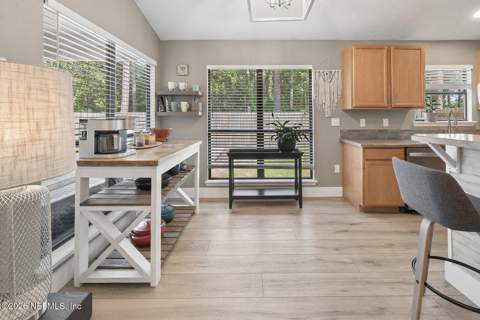 424 Jefferson Avenue, Orange Park FL - photo 15 of 48