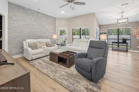 424 Jefferson Avenue, Orange Park FL - photo 16 of 48