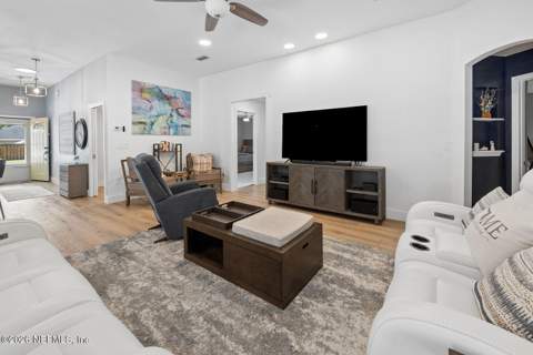 424 Jefferson Avenue, Orange Park FL - photo 17 of 48