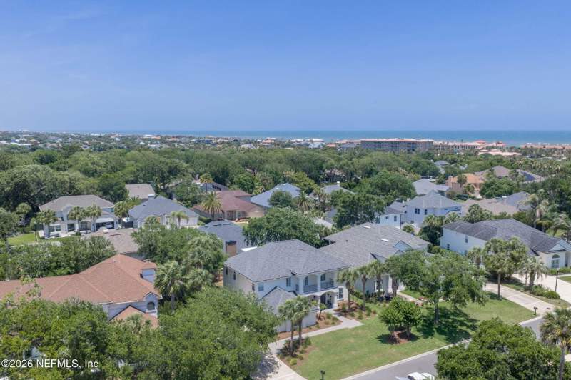 4 bedroom Single Family Residence at 329 N Sea Lake Lane, Ponte Vedra By The Sea Estates, Ponte Vedra Beach — photo 3