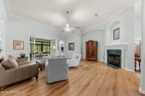 1015 Green Pine Circle, Orange Park FL - photo 8 of 46