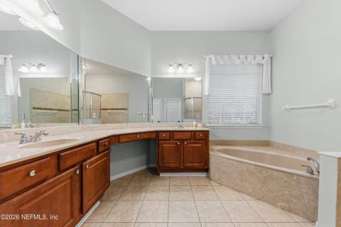 1015 Green Pine Circle, Orange Park FL - photo 18 of 46