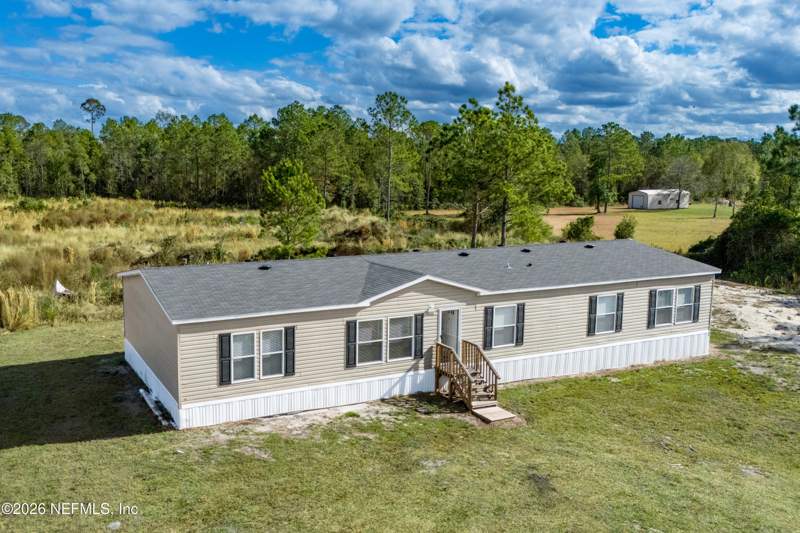 4 bedroom Mobile Home at 4500 Marilyn Court, Keystone Heights, Keystone Heights — photo 4