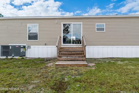 4500 Marilyn Court, Keystone Heights FL - photo 6 of 35