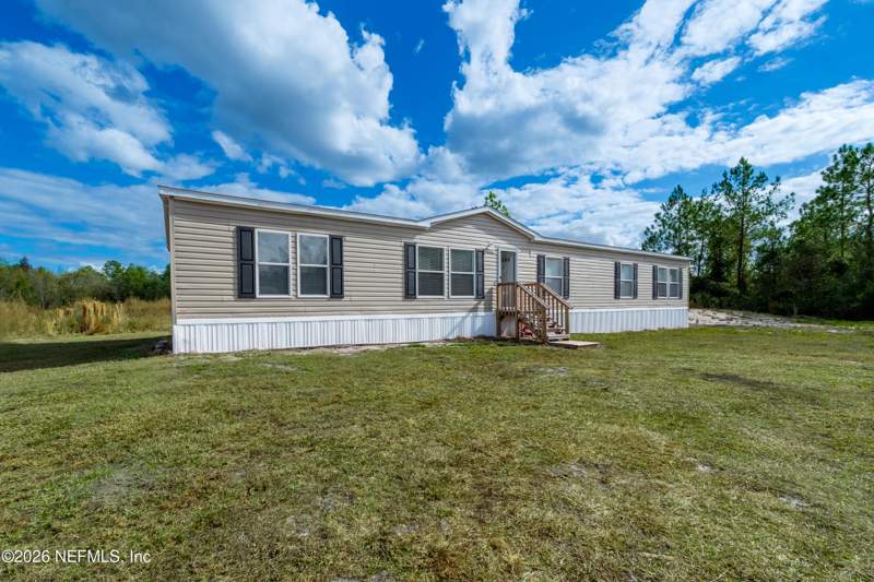 4 bedroom Mobile Home at 4500 Marilyn Court, Keystone Heights, Keystone Heights — photo 2