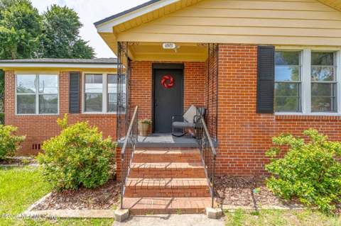 504 E 58th Street, Jacksonville FL - photo 11 of 28