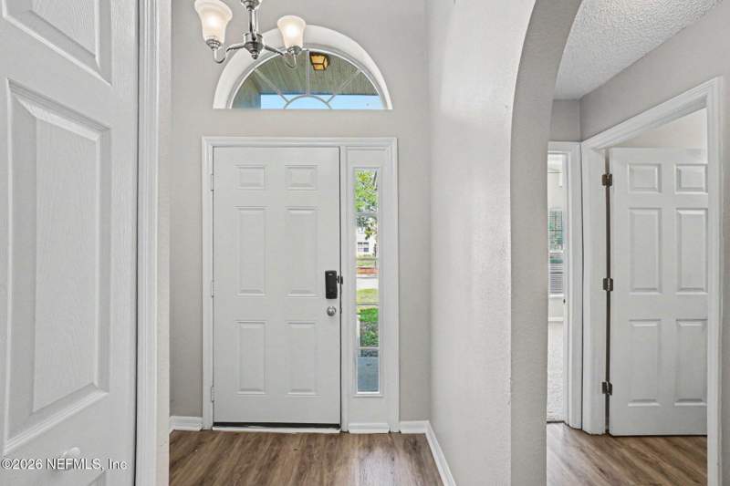 3 bedroom Single Family Residence at 7341 Overland Park Boulevard, Overland Park, Jacksonville — photo 2