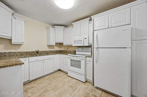 2119 Bourget Drive, Jacksonville FL - photo 7 of 27