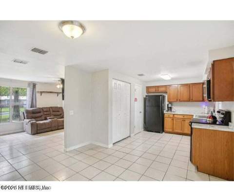 2704 Tina Lane, Middleburg FL - photo 6 of 16