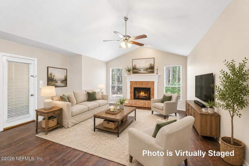 4 bedroom Single Family Residence at 1667 Highland View Court, Eagle Harbor, Fleming Island — photo 5
