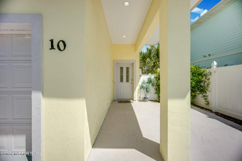 5 bedroom Single Family Residence at 10 3rd Street, St Augustine Beach, St. Augustine — photo 5