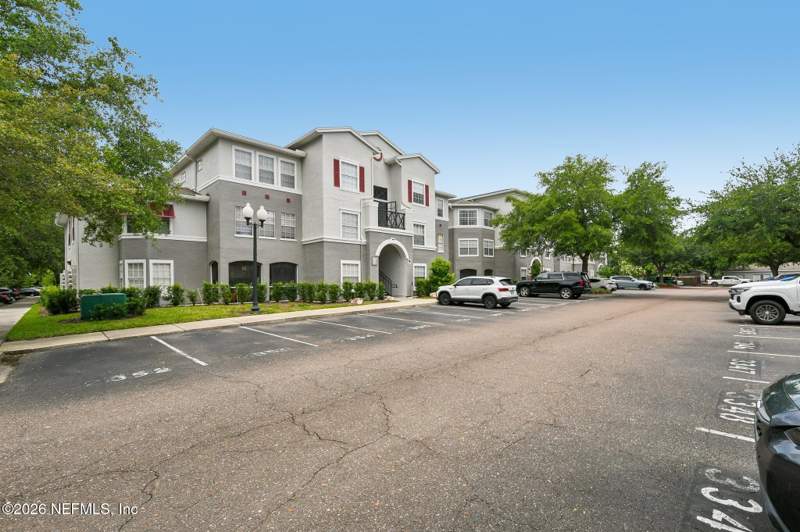1 bedroom Condominium at 3591 Kernan Boulevard #208, Avanti, Jacksonville — photo 3