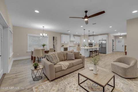8863 Amalfi Court, Jacksonville FL - photo 16 of 64