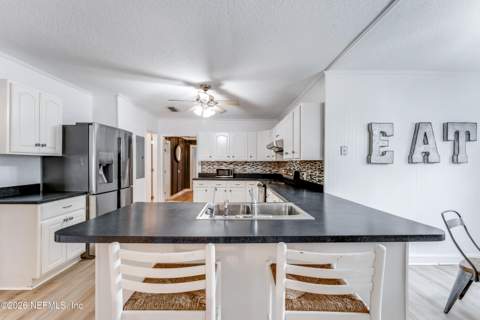 522 3rd Avenue, Jacksonville Beach FL - photo 14 of 26