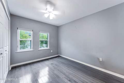 522 3rd Avenue, Jacksonville Beach FL - photo 10 of 26