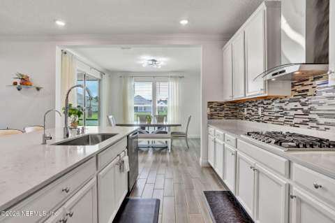 335 Country Fern Drive, Jacksonville FL - photo 18 of 36