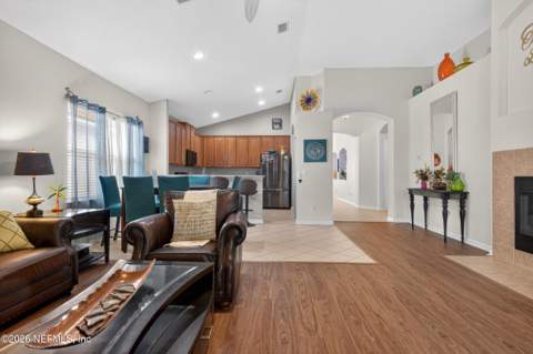 14816 Falling Waters Drive, Jacksonville FL - photo 18 of 52