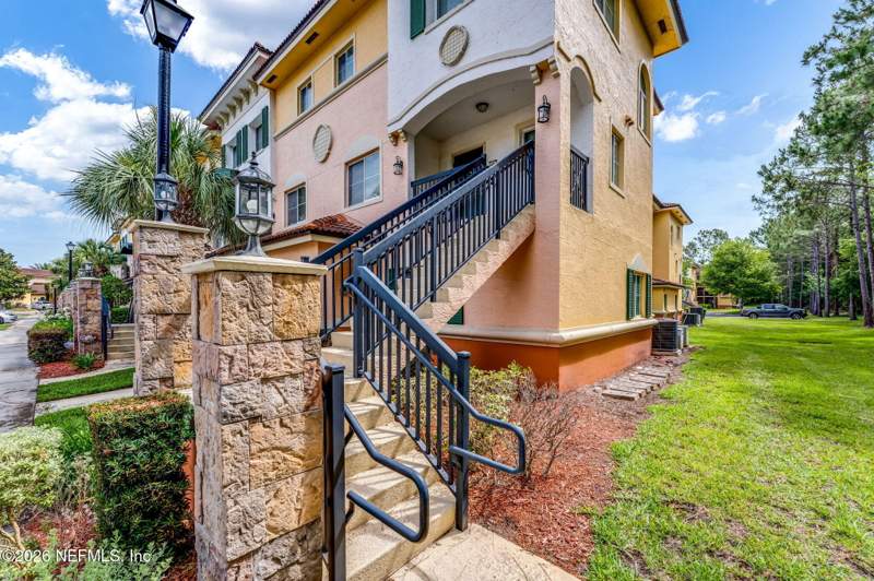 2 bedroom Condominium at 9745 Touchton Road #230, Il Villagio, Jacksonville — photo 5