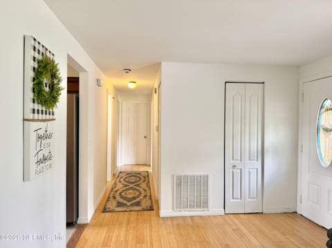 5155 Broken Arrow Drive, Jacksonville FL - photo 16 of 33