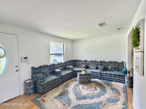 5155 Broken Arrow Drive, Jacksonville FL - photo 14 of 33