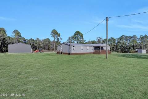 141 Woods Road, San Mateo FL - photo 7 of 64
