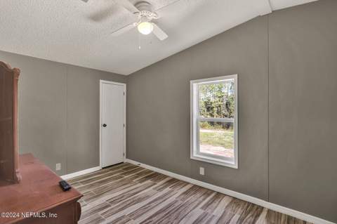 141 Woods Road, San Mateo FL - photo 18 of 64