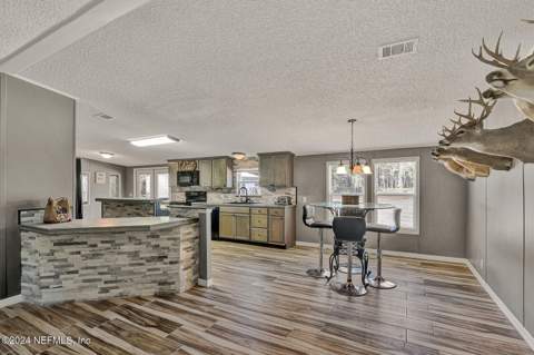 141 Woods Road, San Mateo FL - photo 22 of 64