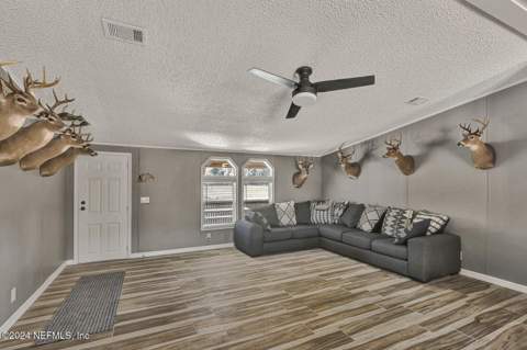 141 Woods Road, San Mateo FL - photo 23 of 64