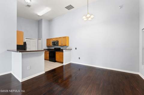 1465 Manotak Point Drive #204, Jacksonville FL - photo 6 of 25