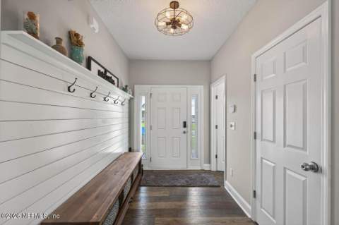 8285 River Edge Place, Jacksonville FL - photo 8 of 49
