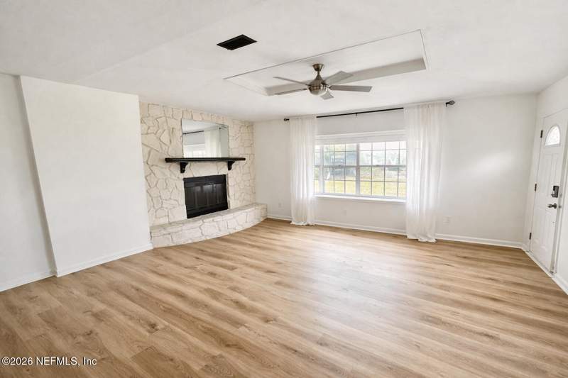 3 bedroom Single Family Residence at 4128 Arcot Circle, Cedar Hills, Jacksonville — photo 4