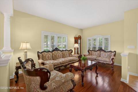 11092 Turnbridge Drive, Jacksonville FL - photo 7 of 44