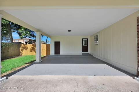 8544 Sanchez Road, Jacksonville FL - photo 6 of 49