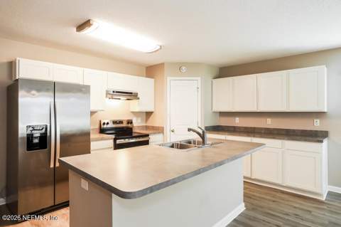 1835 Samuel Adams Court, Jacksonville FL - photo 6 of 20