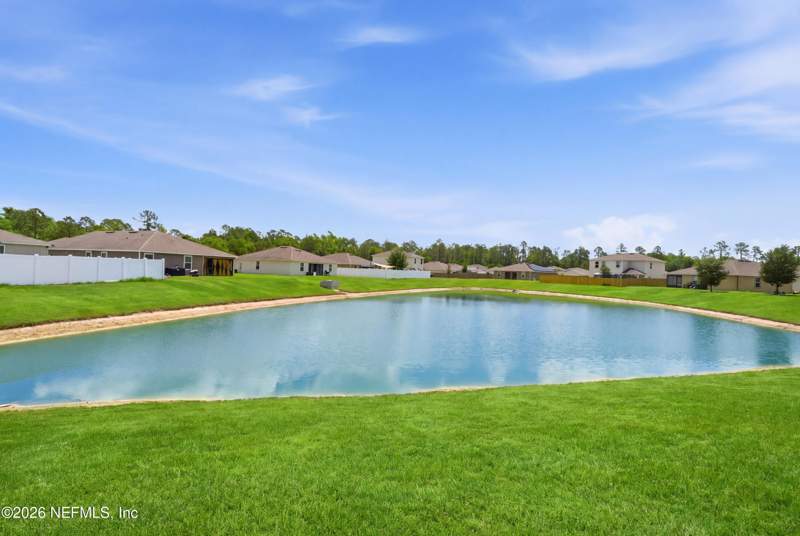 5 bedroom Single Family Residence at 8655 Newnan Lake Drive, Lakes At Woodlawn, Macclenny — photo 4