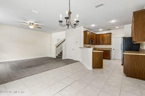 12218 Caney Marsh Court, Jacksonville FL - photo 13 of 48