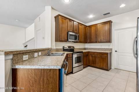 12218 Caney Marsh Court, Jacksonville FL - photo 16 of 48