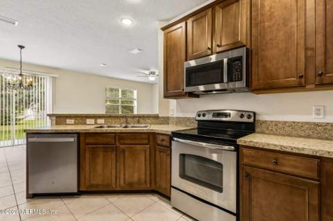 12218 Caney Marsh Court, Jacksonville FL - photo 18 of 48