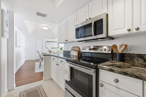 1601 Ocean Drive #408, Jacksonville Beach FL - photo 13 of 50