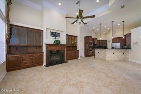 235 Crystal Cove Drive, Palatka FL - photo 6 of 48