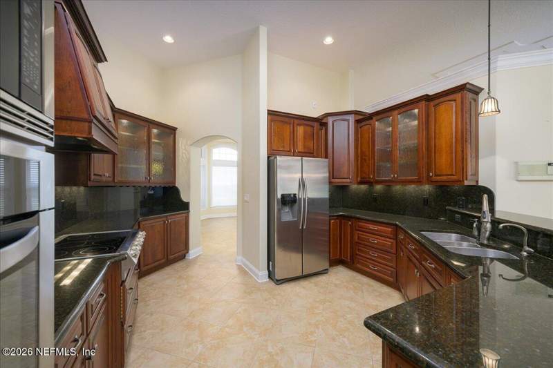 3 bedroom Single Family Residence at 235 Crystal Cove Drive, Crystal Cove, Palatka — photo 5