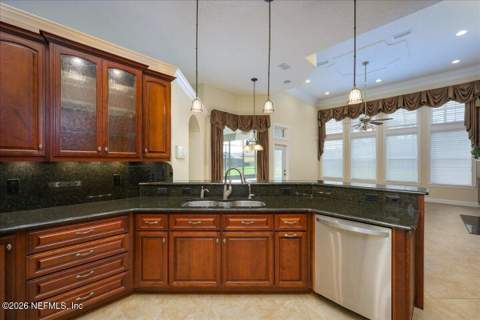 235 Crystal Cove Drive, Palatka FL - photo 20 of 48