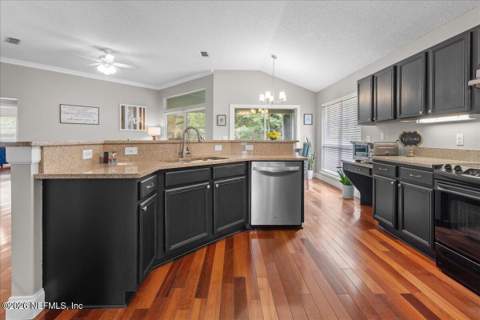 1460 Creeks Edge Court, Fleming Island FL - photo 20 of 37