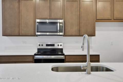 14475 Firebird Drive, Jacksonville FL - photo 19 of 38