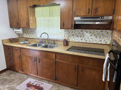 1644 Lessard Circle, Jacksonville FL - photo 8 of 26