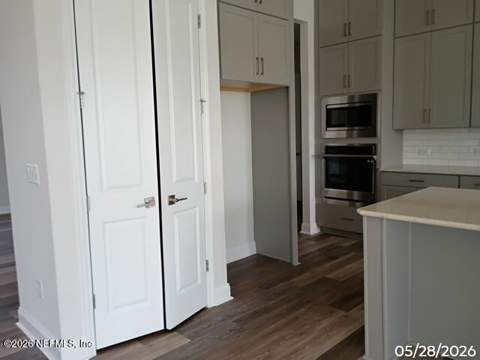 5340 Clapboard Cove Court, Jacksonville FL - photo 6 of 14