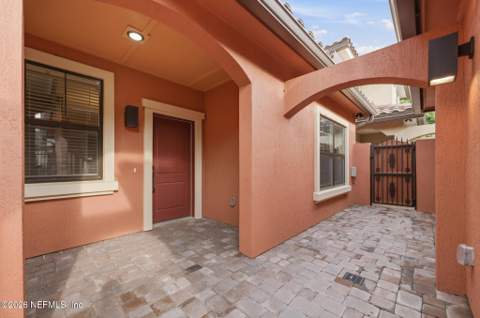 8861 Amalfi Court, Jacksonville FL - photo 8 of 50
