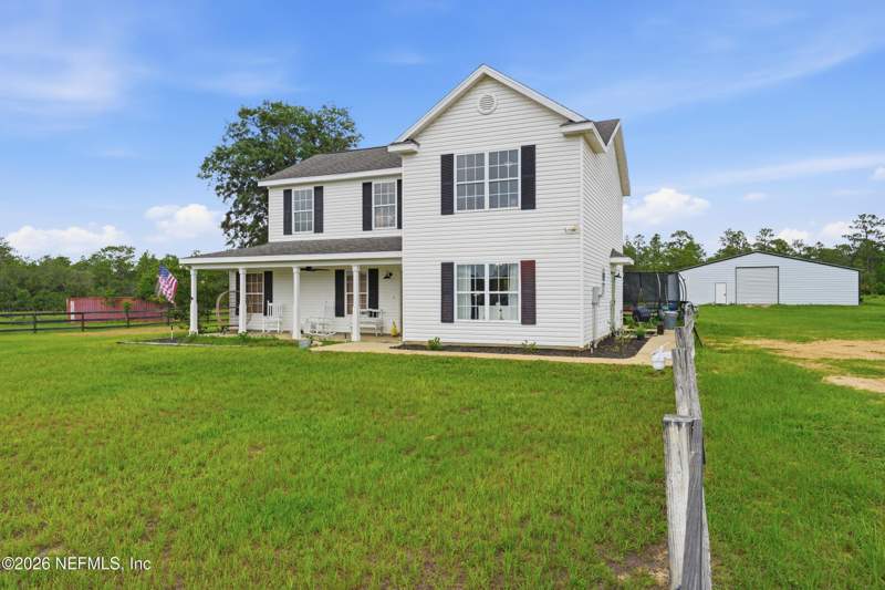 4 bedroom Single Family Residence at 8449 State Road 100, Lake Forest, Melrose — photo 5