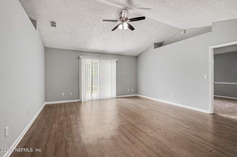 3 bedroom Single Family Residence at 11120 Tiverton Court, Sutton Lakes, Jacksonville — photo 3